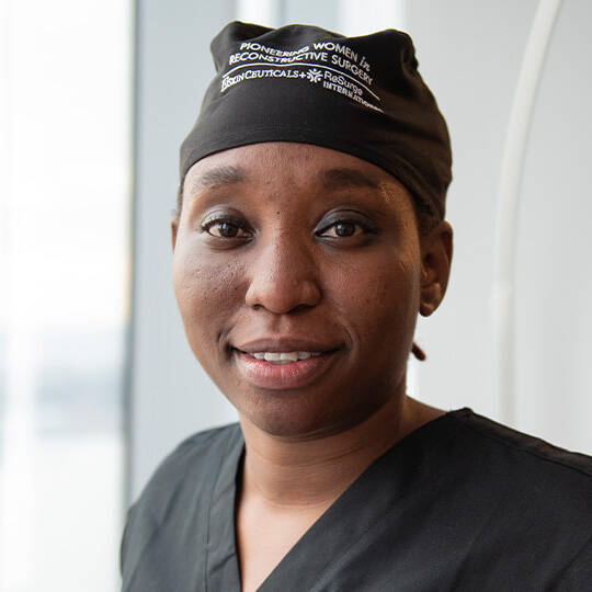 Meet the Surgeon Dr. Tinga Nyoni